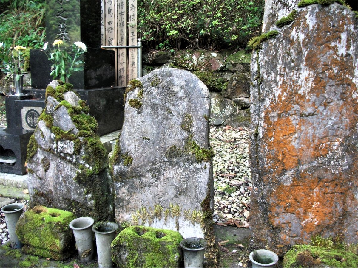 島田紋次郎の墓